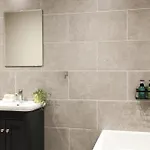 Near Train Station & Financial District Leeds (West Yorkshire)