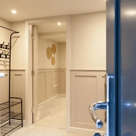 1 Bed - Long Term Rates- Contractors-professionals-relocators 公寓 利兹