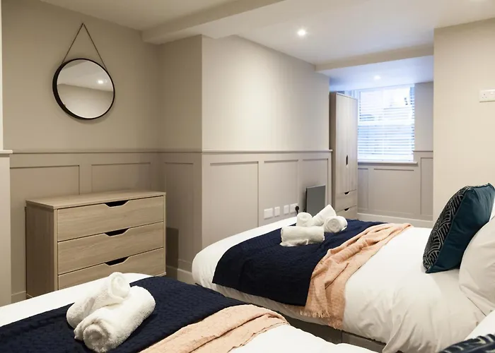 Near Train Station & Financial District Appartement *