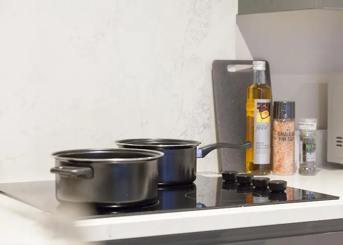 アパート Near Train Station & Financial District